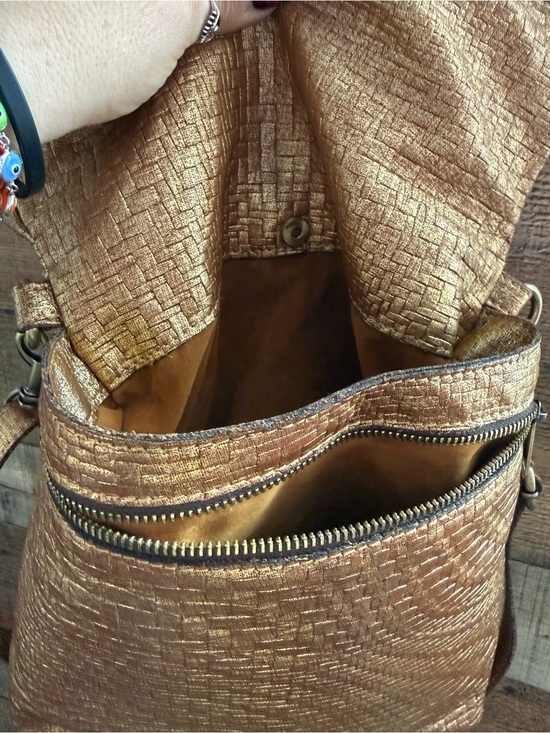 Patricia Nash Luzille Metallic Gold Convertible Textured Leather Backpack Bag main image 8
